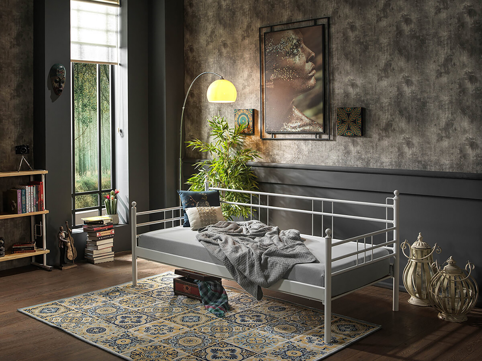 Manyas Daybed